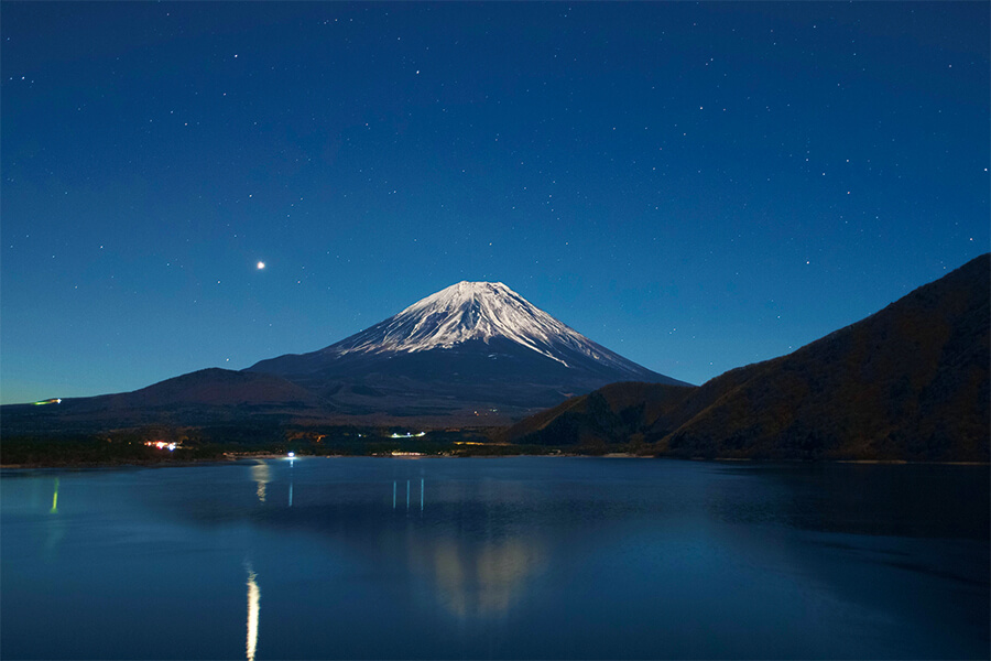 Starry sky and Mt. Fuji