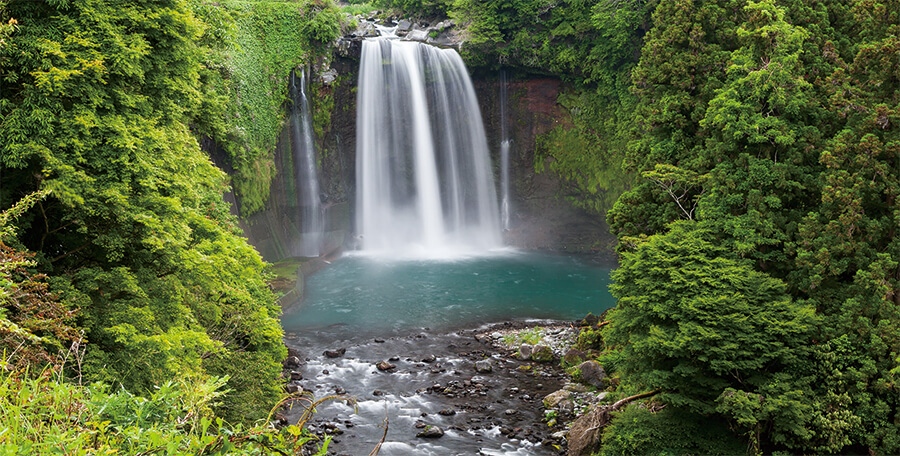Otodome-no-Taki Waterfall