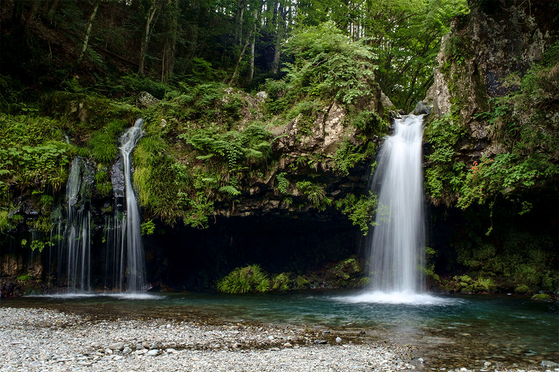 Jimba-no-Taki Waterfall